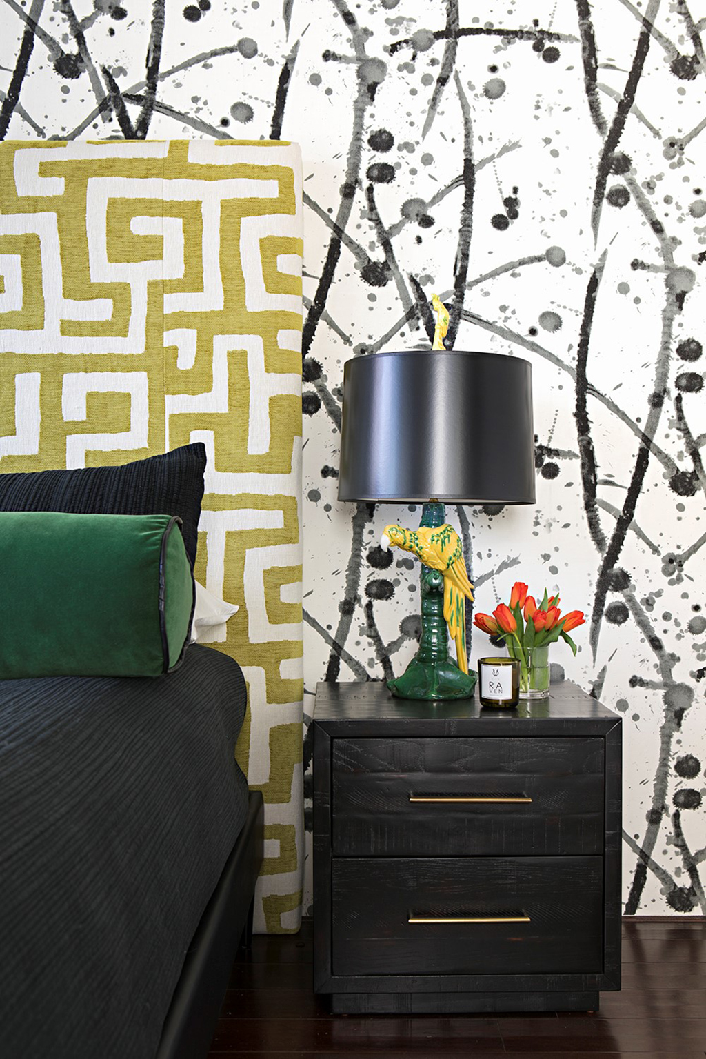 This eclectic, modern space shows that you can play with multiple shades and patterns in a room and it all comes together perfectly. Designed by DI graduate Kelly Hinchman of Studio H Design Group.